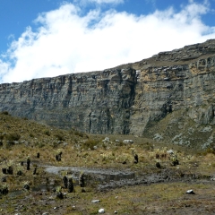 An impressive rock wall hundreds of meters high