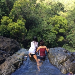 Peering over the edge of Inuman Banog falls
