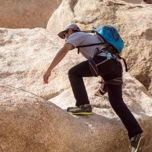 Scrambling over boulders