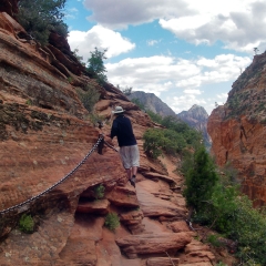 Sendero hacia Angel's Landing en el Parque Nacional Zion